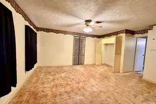 101 S Sheridan St, Lostant, IL 61334 - Photo 9