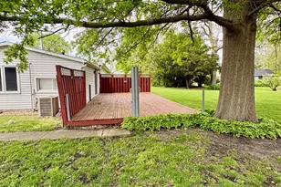 101 S Sheridan St, Lostant, IL 61334 - Photo 27