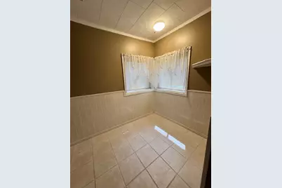 101 S Sheridan Street, Lostant, IL 61334 - Photo 9