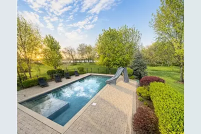 1744 Lake Charles Drive, Vernon Hills, IL 60061 - Photo 27