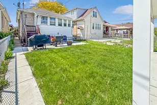 2719 Euclid Ave, Berwyn, IL 60402 - Photo 17