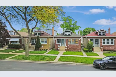 2719 Euclid Avenue, Berwyn, IL 60402 - Photo 1