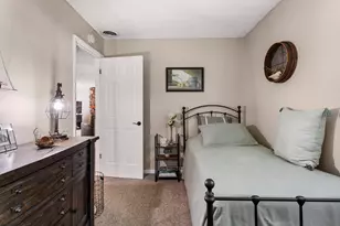 1106 Holiday Dr, Champaign, IL 61821 - Photo 23