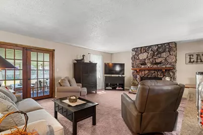 1106 Holiday Drive, Champaign, IL 61821 - Photo 11