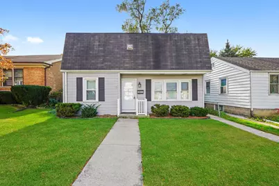 2623 W 96th Place, Evergreen Park, IL 60805 - Photo 1