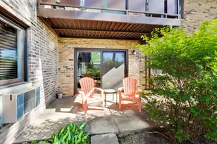 2640 N Windsor Dr, Arlington Heights, IL 60004 - Photo 19