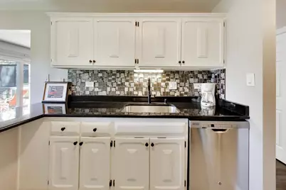 2640 N Windsor Drive #103, Arlington Heights, IL 60004 - Photo 13