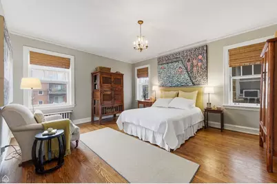 2060 W Farwell Avenue #2, Chicago, IL 60645 - Photo 15