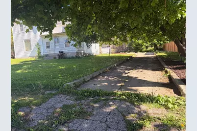 706 Dewey Street, Harvard, IL 60033 - Photo 3