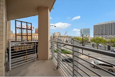 4350 N Broadway Street #307, Chicago, IL 60613 - Photo 11