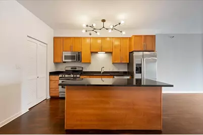 4350 N Broadway Street #307, Chicago, IL 60613 - Photo 5