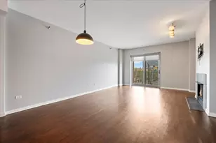 4350 N Broadway St, Chicago, IL 60613 - Photo 7