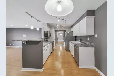 1747 W Crystal Lane #210, Mount Prospect, IL 60056 - Photo 15
