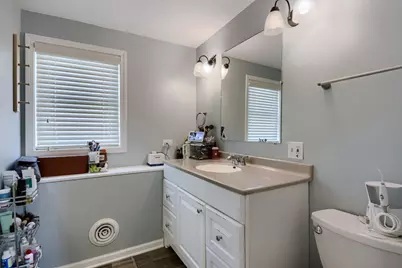 2068 N Campbell Avenue, Chicago, IL 60647 - Photo 9