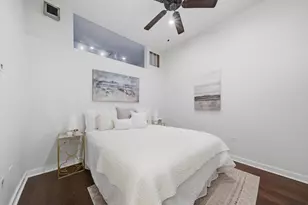 720 N Larrabee St, Chicago, IL 60654 - Photo 17