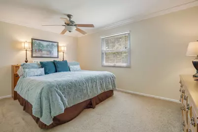 974 Yorkshire Drive, Hanover Park, IL 60133 - Photo 11