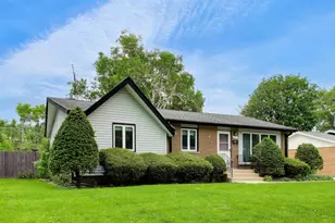 914 Coach Rd, Homewood, IL 60430 - Photo 3