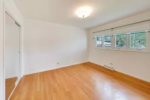 914 Coach Rd, Homewood, IL 60430 - Photo 13