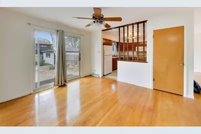 914 Coach Road, Homewood, IL 60430 - Photo 9