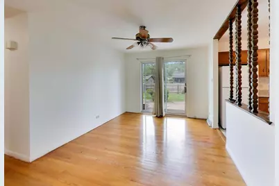 914 Coach Road, Homewood, IL 60430 - Photo 7