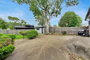 914 Coach Rd, Homewood, IL 60430 - Photo 29