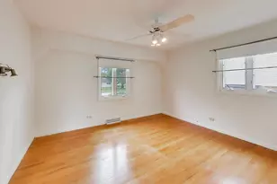 914 Coach Rd, Homewood, IL 60430 - Photo 17