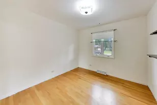 914 Coach Rd, Homewood, IL 60430 - Photo 19