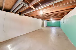 914 Coach Rd, Homewood, IL 60430 - Photo 23