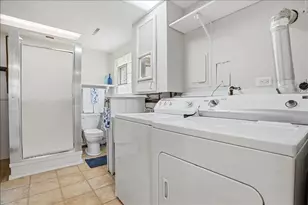 1707 Cherrywood Ln, Lindenhurst, IL 60046 - Photo 19