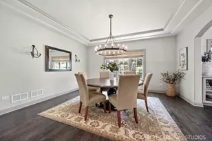 835 S Wright St, Naperville, IL 60540 - Photo 11
