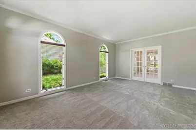 230 Persimmon Drive, Saint Charles, IL 60174 - Photo 7