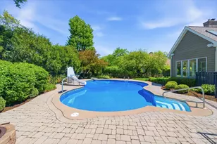 230 Persimmon Dr, Saint Charles, IL 60174 - Photo 53