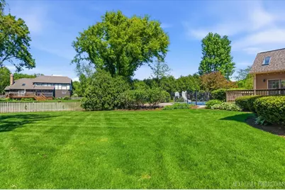 230 Persimmon Drive, Saint Charles, IL 60174 - Photo 49