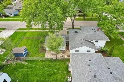 207 N Idlewild Avenue, Mundelein, IL 60060 - Photo 29