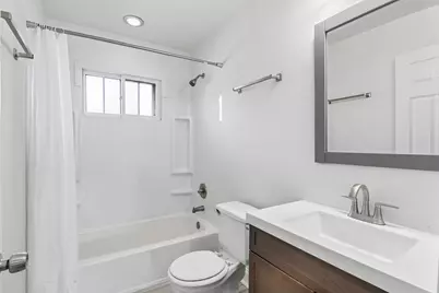 207 N Idlewild Avenue, Mundelein, IL 60060 - Photo 25