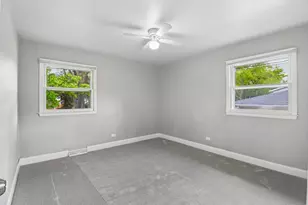 207 N Idlewild Ave, Mundelein, IL 60060 - Photo 23