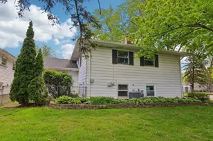 207 N Idlewild Ave, Mundelein, IL 60060 - Photo 31