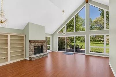 183 Lincoln Parkway, Crystal Lake, IL 60014 - Photo 17