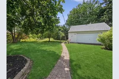 904 S 2nd Avenue, Des Plaines, IL 60016 - Photo 17
