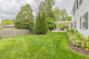 5 Knight Hill Ln, Buffalo Grove, IL 60089 - Photo 33