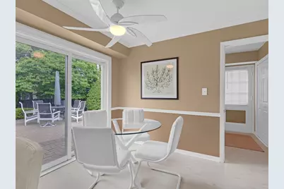 5 Knight Hill Lane, Buffalo Grove, IL 60089 - Photo 11
