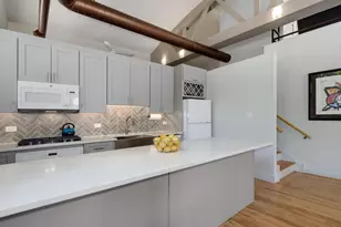 5823 N Ravenswood Ave, Chicago, IL 60660 - Photo 11