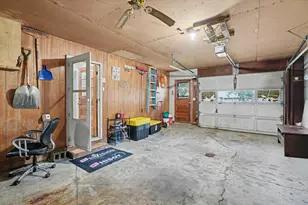 218 N Crossley St, Melvin, IL 60952 - Photo 25