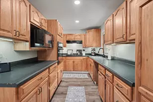218 N Crossley St, Melvin, IL 60952 - Photo 13