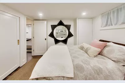 3045 W Ardmore Avenue, Chicago, IL 60659 - Photo 25