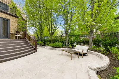 3045 W Ardmore Avenue, Chicago, IL 60659 - Photo 29