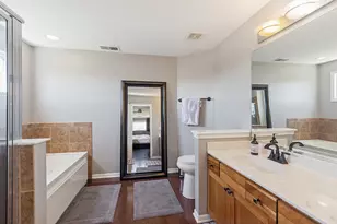15648 Scotsglen Rd, Orland Park, IL 60462 - Photo 17