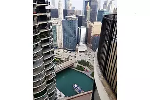 300 N State St, Chicago, IL 60654 - Photo 13