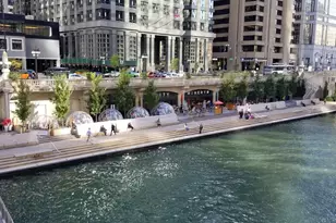 300 N State St, Chicago, IL 60654 - Photo 25