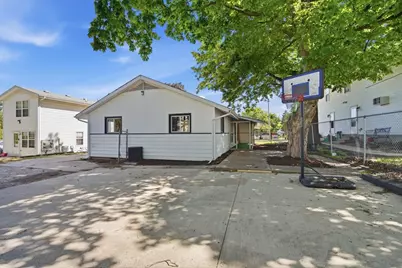 506 E College Avenue, Normal, IL 61761 - Photo 21